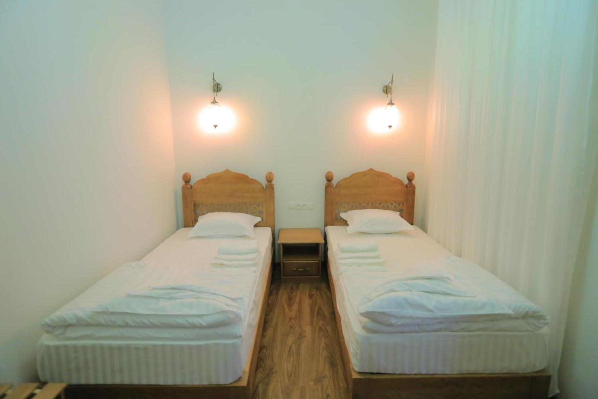Guesthouse Muqaddam ブハラ エクステリア 写真