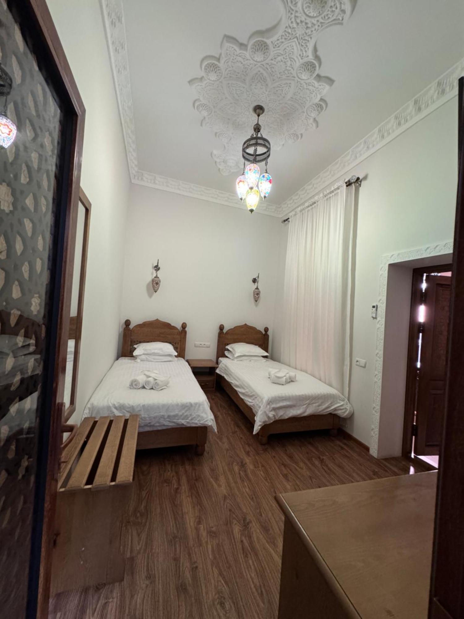 Guesthouse Muqaddam ブハラ エクステリア 写真