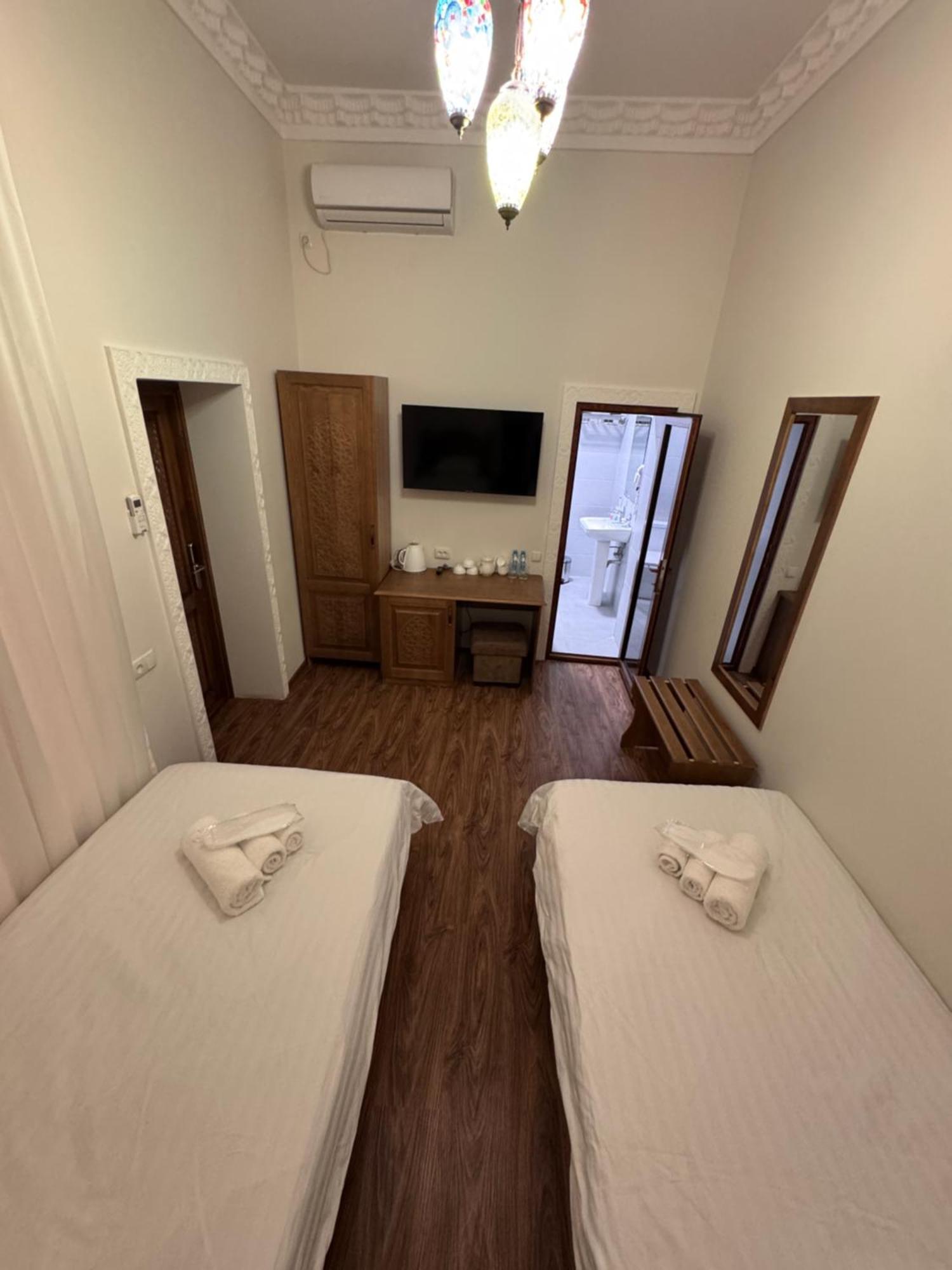 Guesthouse Muqaddam ブハラ エクステリア 写真