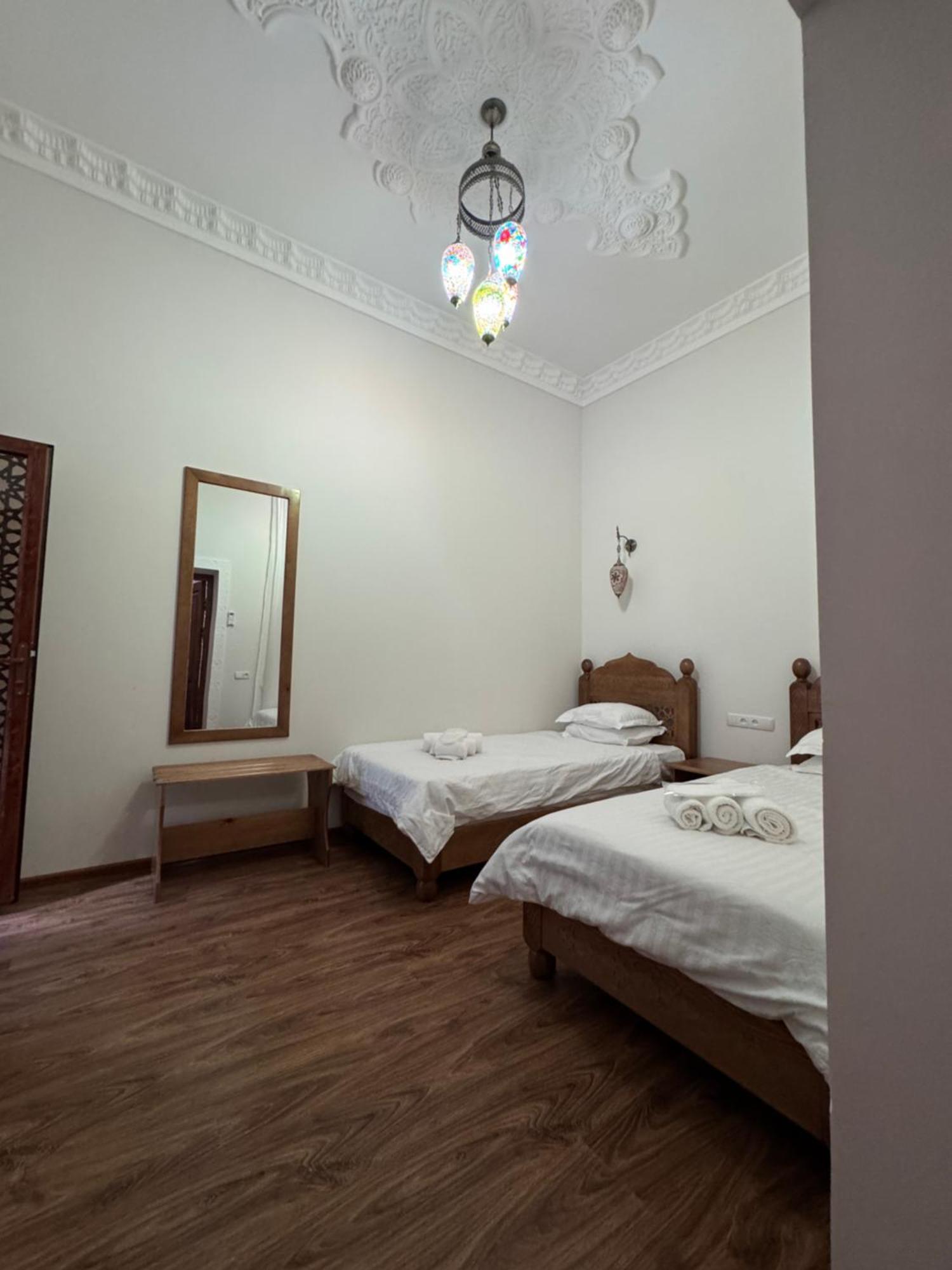 Guesthouse Muqaddam ブハラ エクステリア 写真
