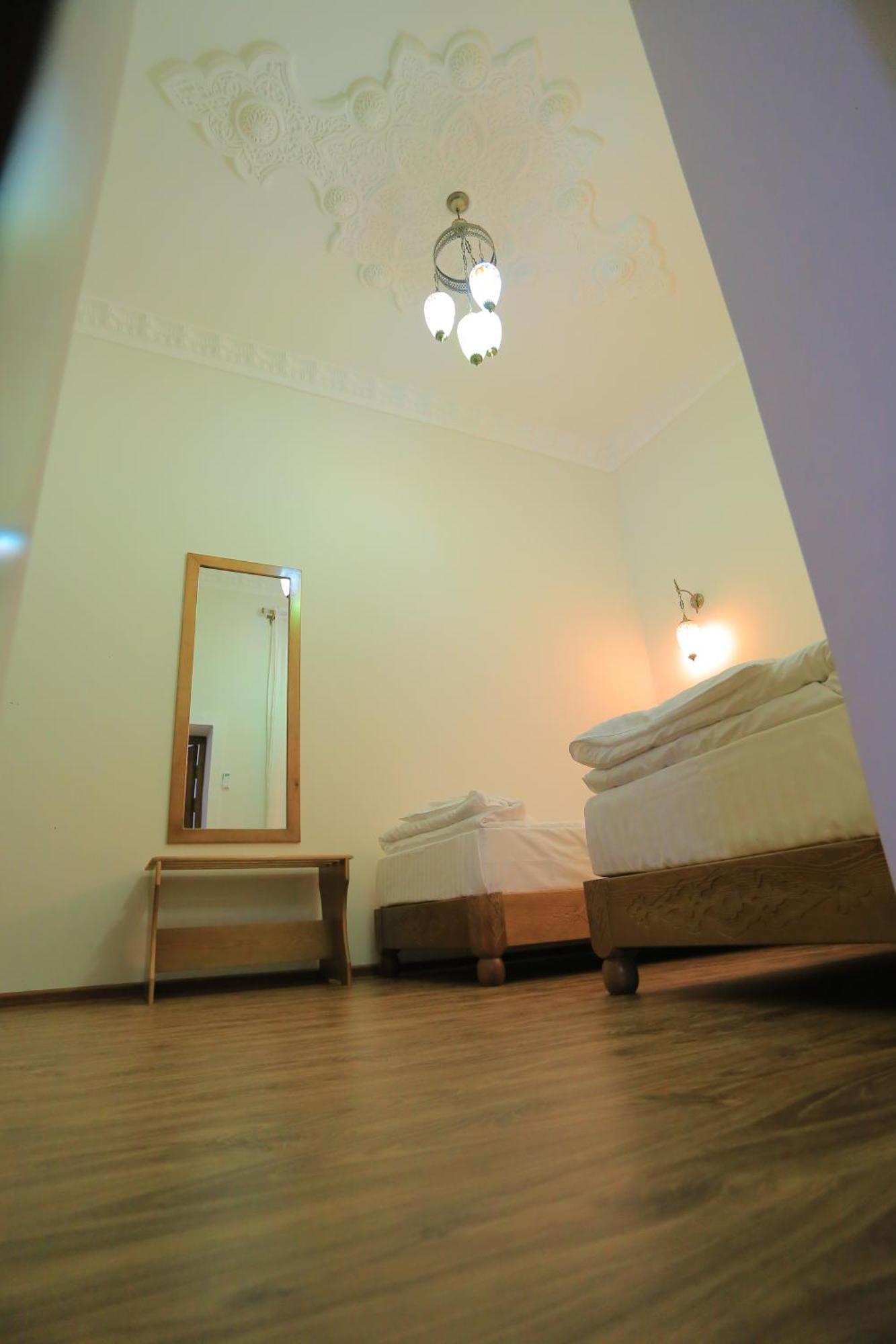 Guesthouse Muqaddam ブハラ エクステリア 写真